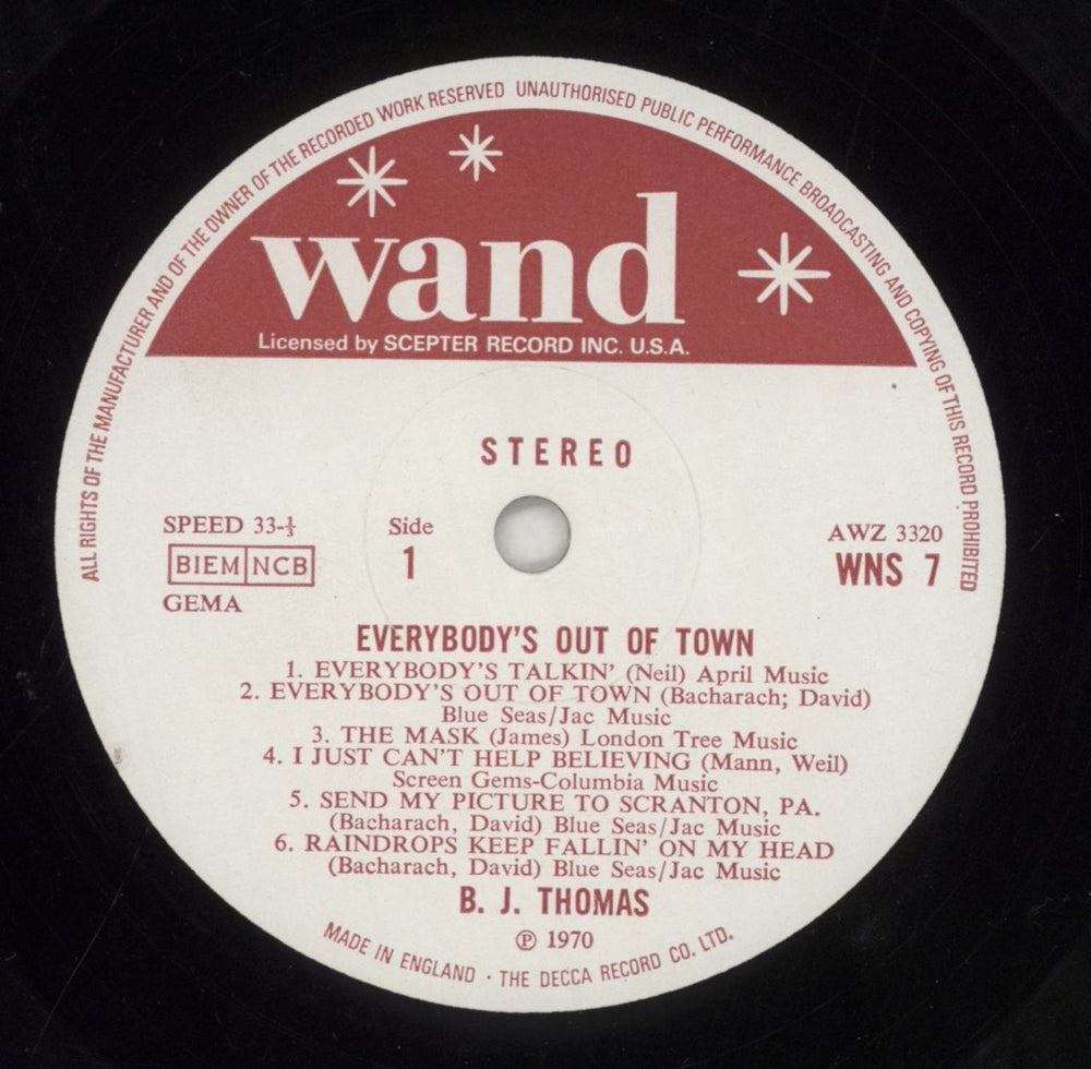 B.J. Thomas Everybody's Out Of Town UK vinyl LP album (LP record) BJTLPEV857826