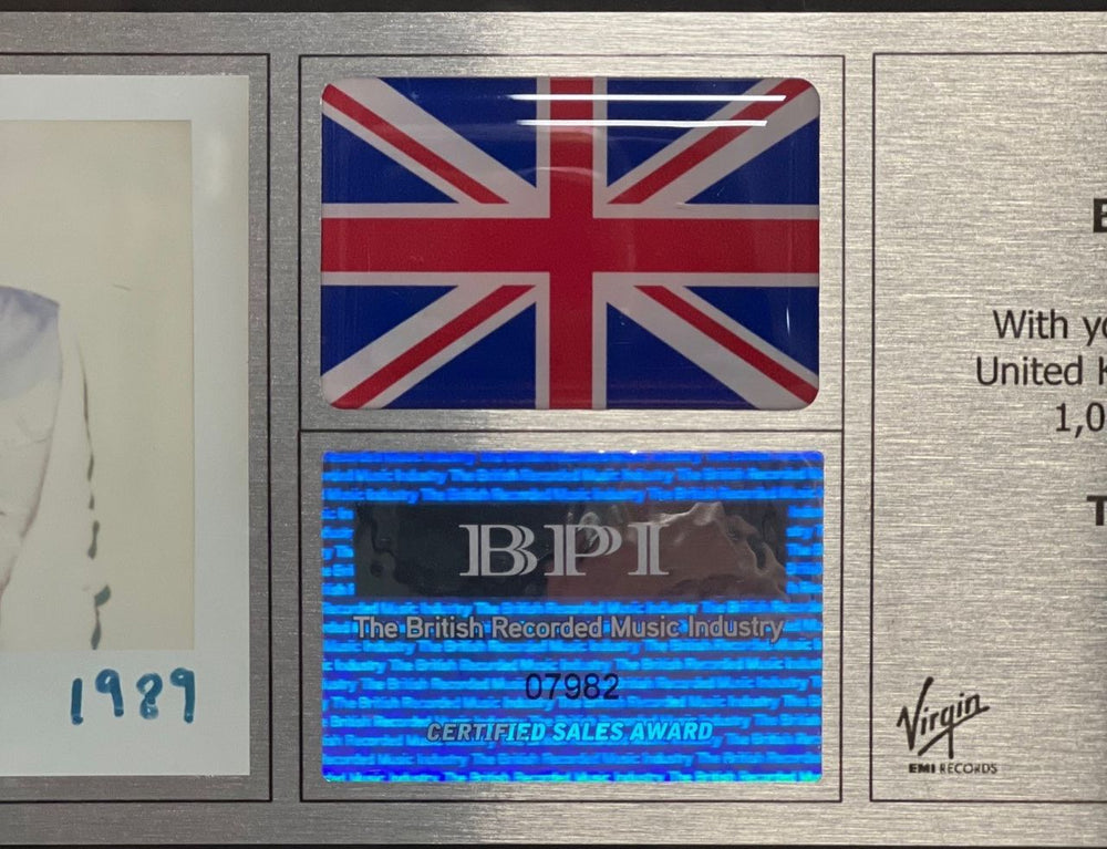 Taylor Swift 1989 - BPI Certified Platinum Award UK award disc