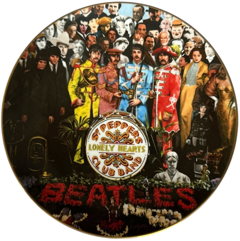The Beatles Sgt. Pepper - The Beatles 1967-1970 Plate UK memorabilia PLATE