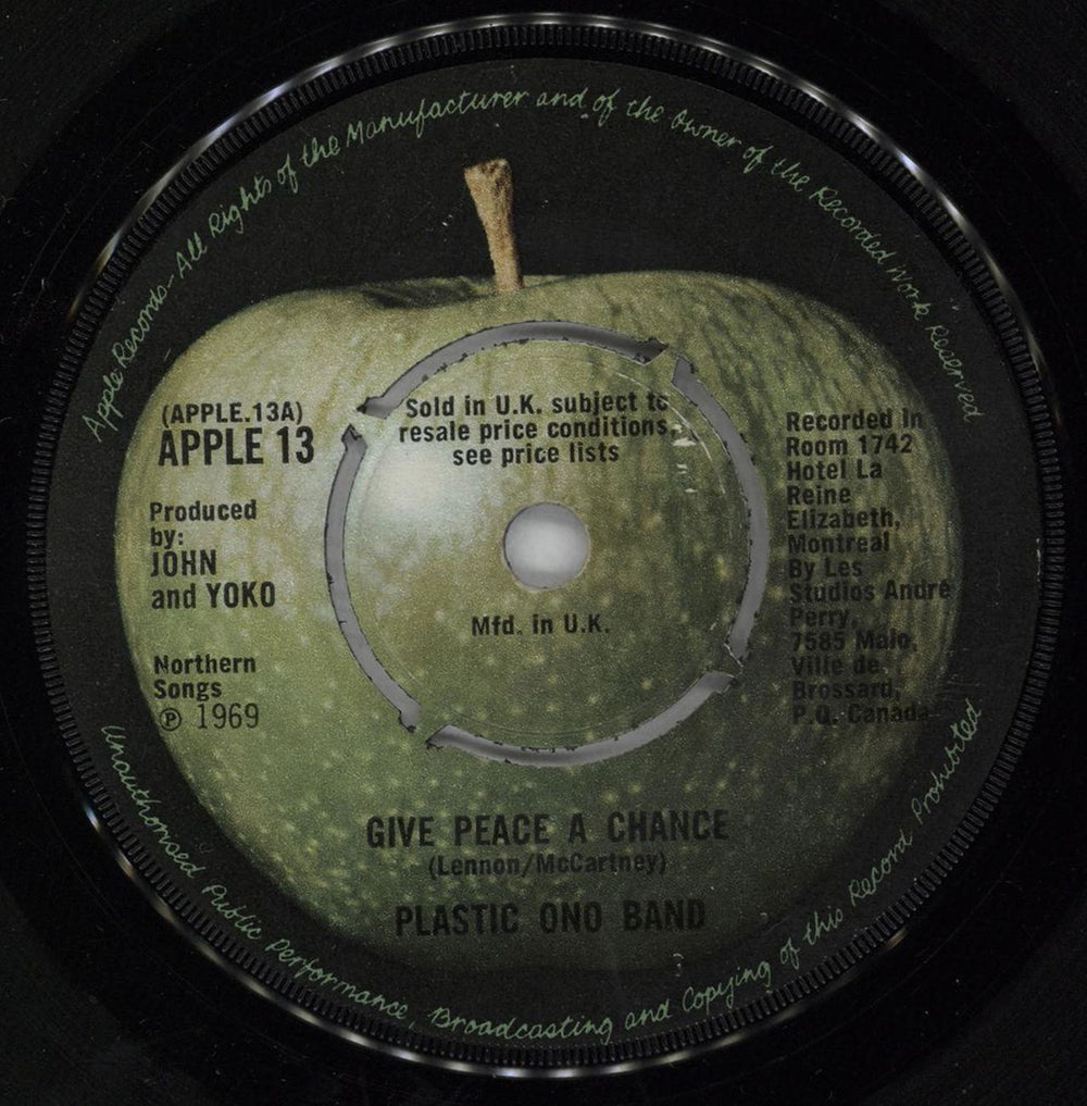 John Lennon Give Peace A Chance - 1st - 4pr UK 7" vinyl single (7 inch record / 45) LEN07GI751776